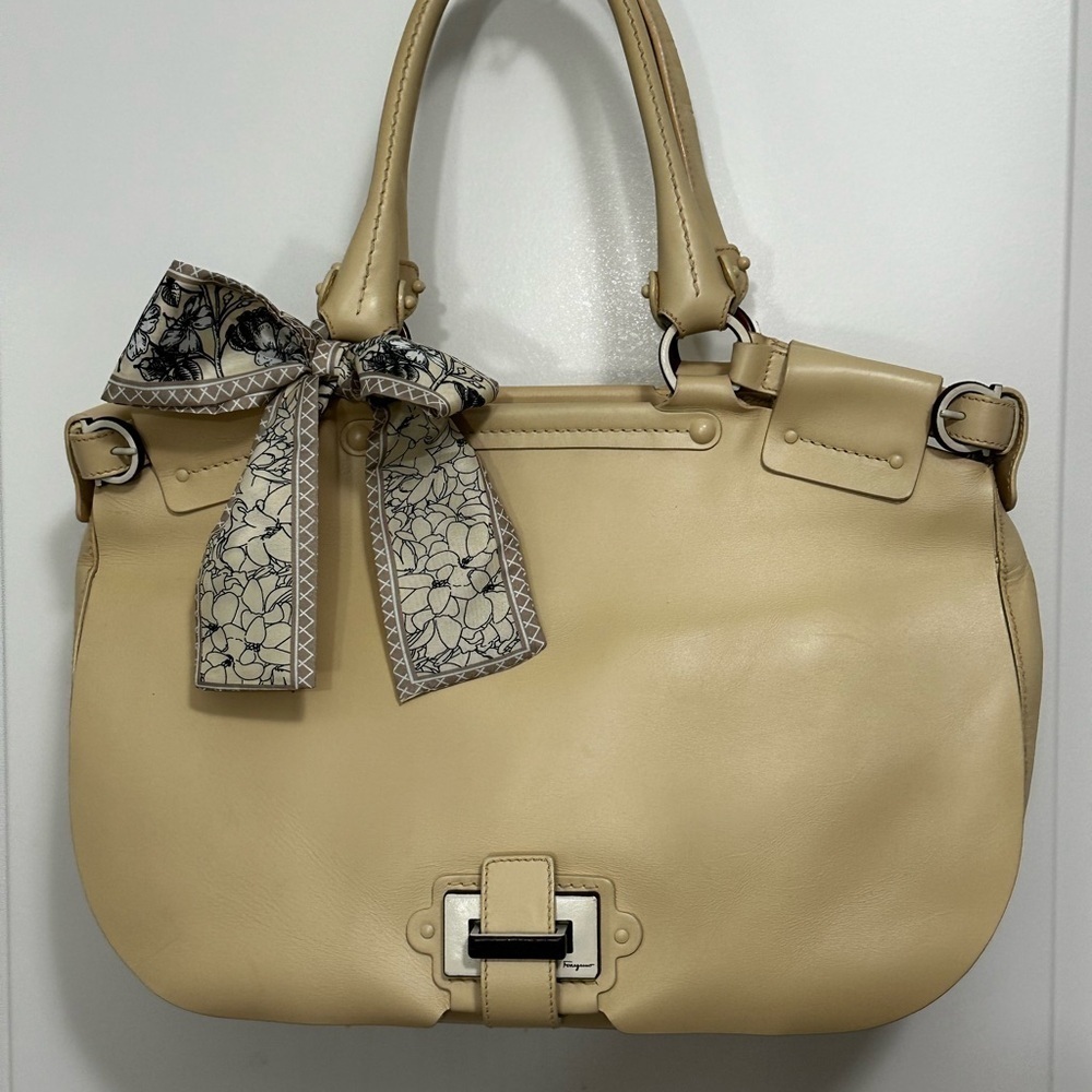 Salvatore Ferragamo Camel Color Leather Hand Shoulder Bag  EUC 16 x 11 x 6 in